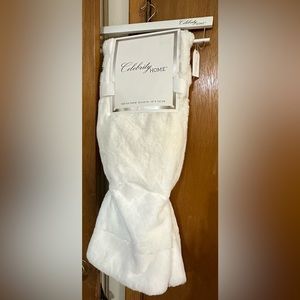 Large ivory white faux fur throw on hanger